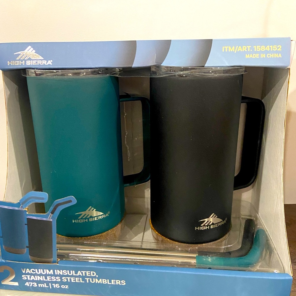 Vacuum insulated stainless steel tumblers